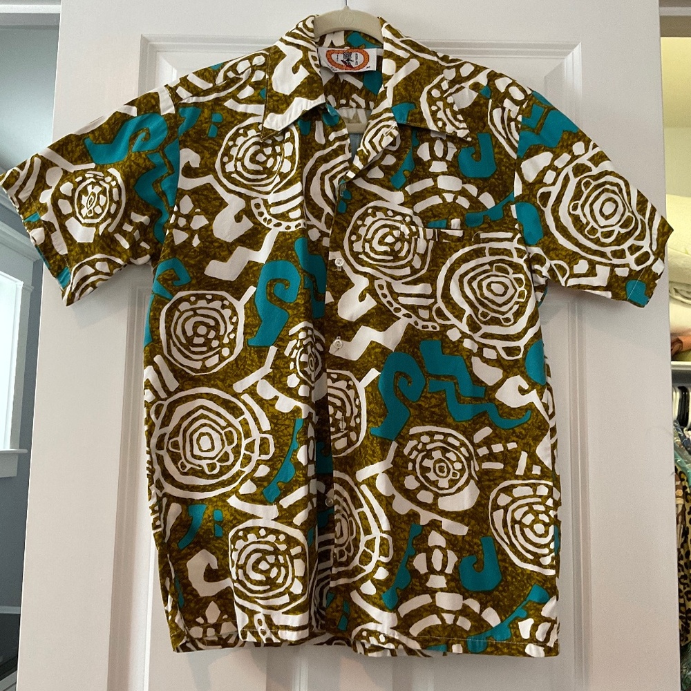 Vintage 1970s Hawaiian shirt